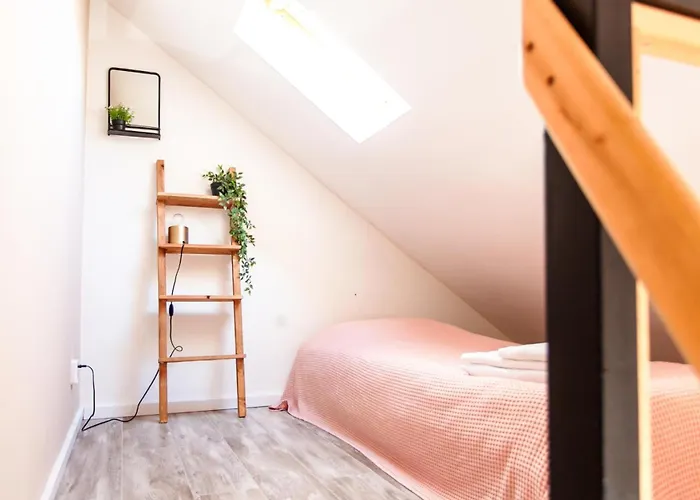 8p 3b Charming Near Maastricht * Эйсден