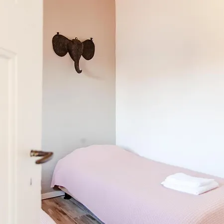 8p 3b Charming Near Maastricht Tatil Evi *