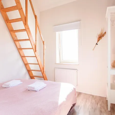 8p 3b Charming Near Maastricht Tatil Evi *