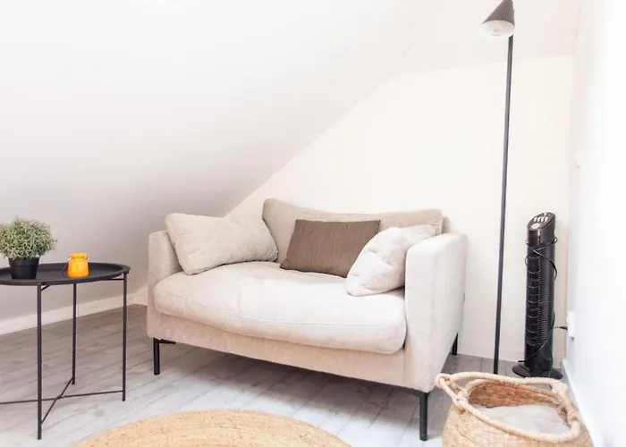 8p 3b Charming Near Maastricht アイスデン