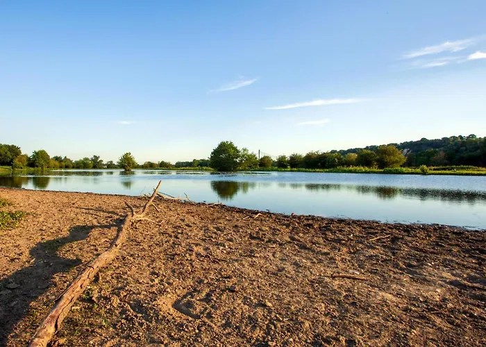 8p 3b Charming Near Maastricht アイスデン